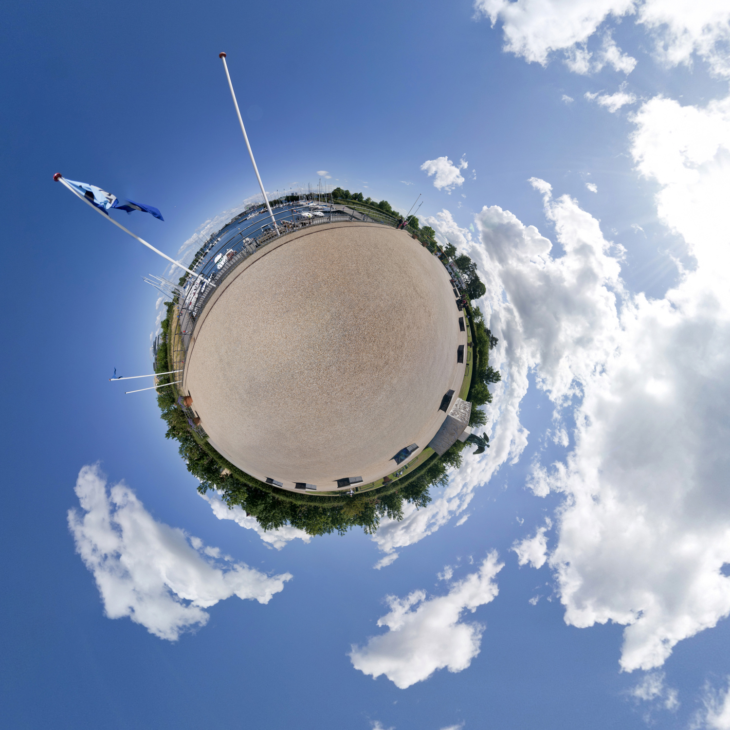 Panorama 201 - Little Planet