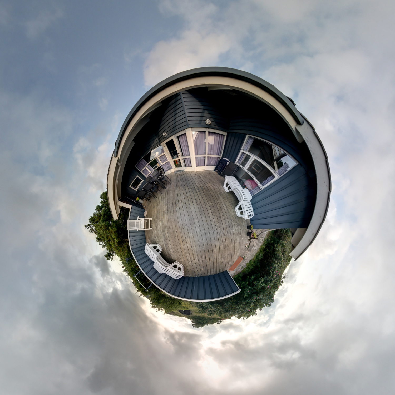 Panorama 212 - Little Planet
