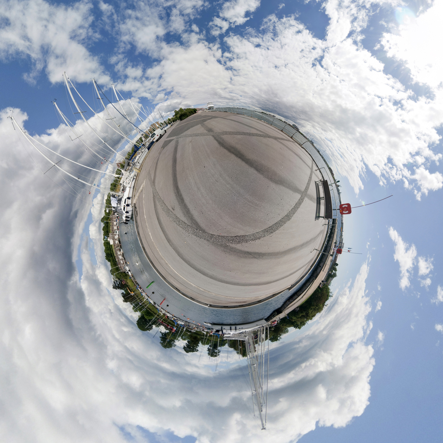 Panorama 200 - Little Planet